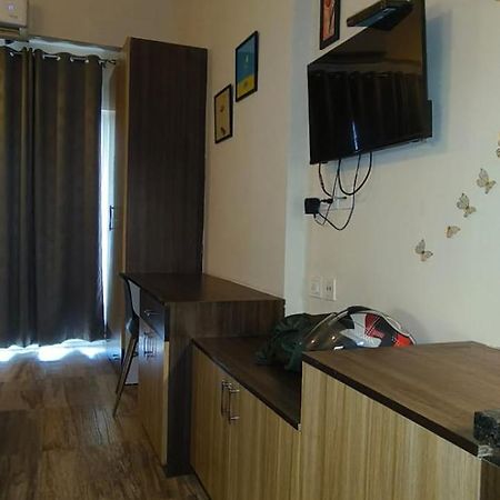 Chaudhary Homes Greater Noida Esterno foto